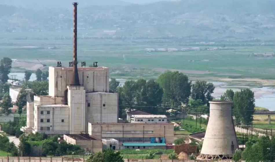 COREA DEL NORTE PODRÍA ESTAR CERCA DE COMPLETAR UN NUEVO REACTOR NUCLEAR