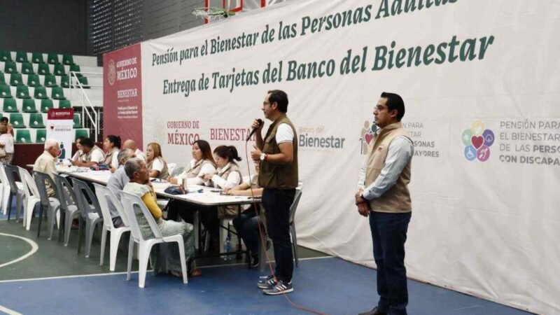 RESPALDA AYUNTAMIENTO ENTREGA DE TARJETAS DE BIENESTAR