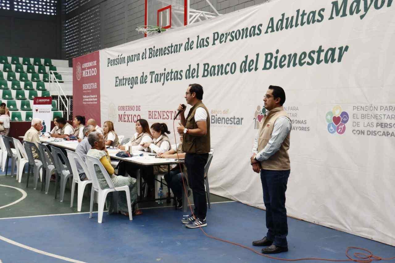 RESPALDA AYUNTAMIENTO ENTREGA DE TARJETAS DE BIENESTAR
