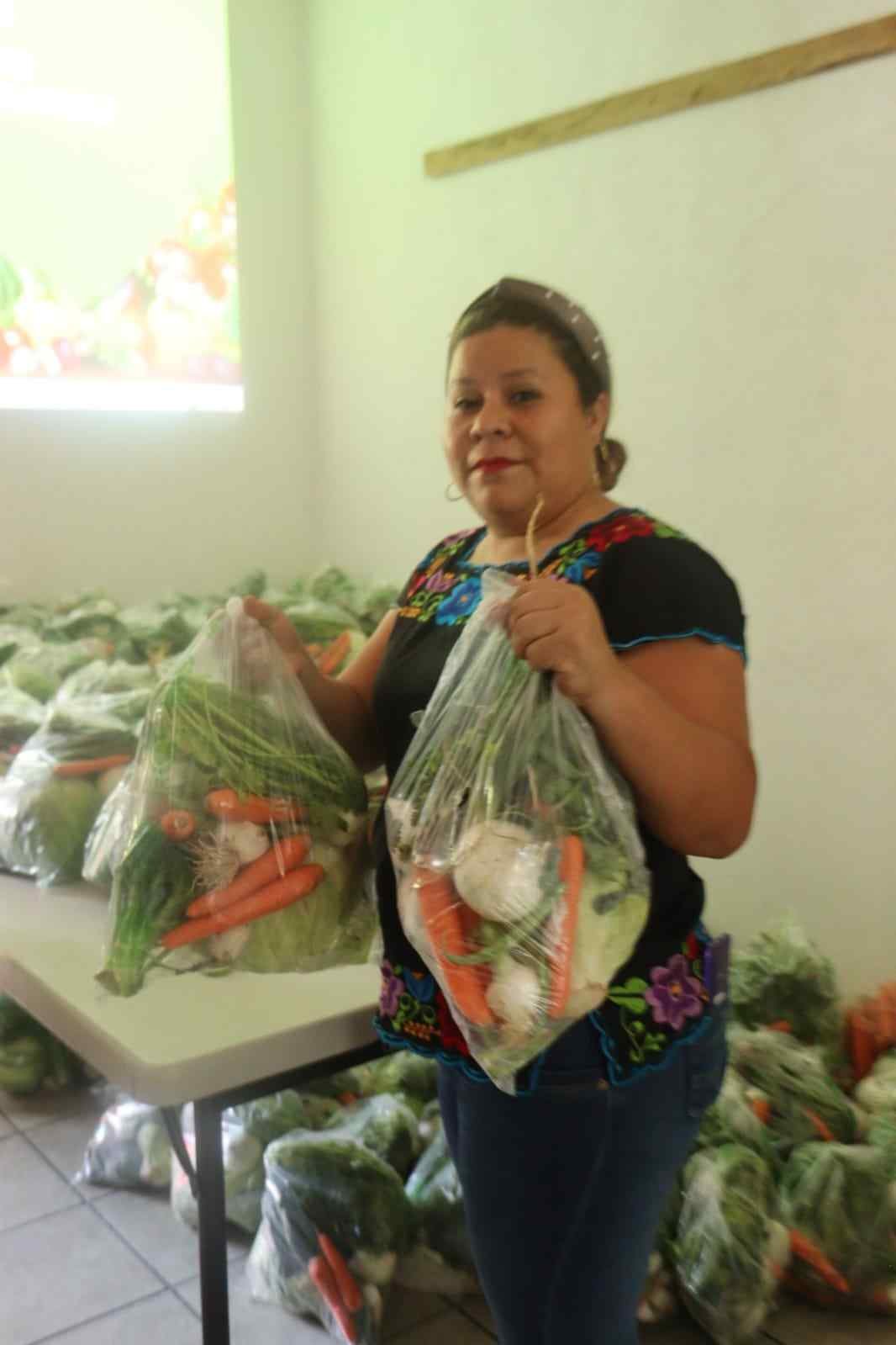 LLEGA “DESPENSA VERDE” A ATOYAC