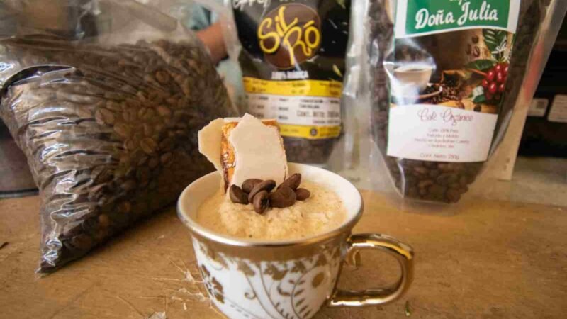 IMPARTEN TALLER DE “BARRA FRÍA” DE CAFÉ