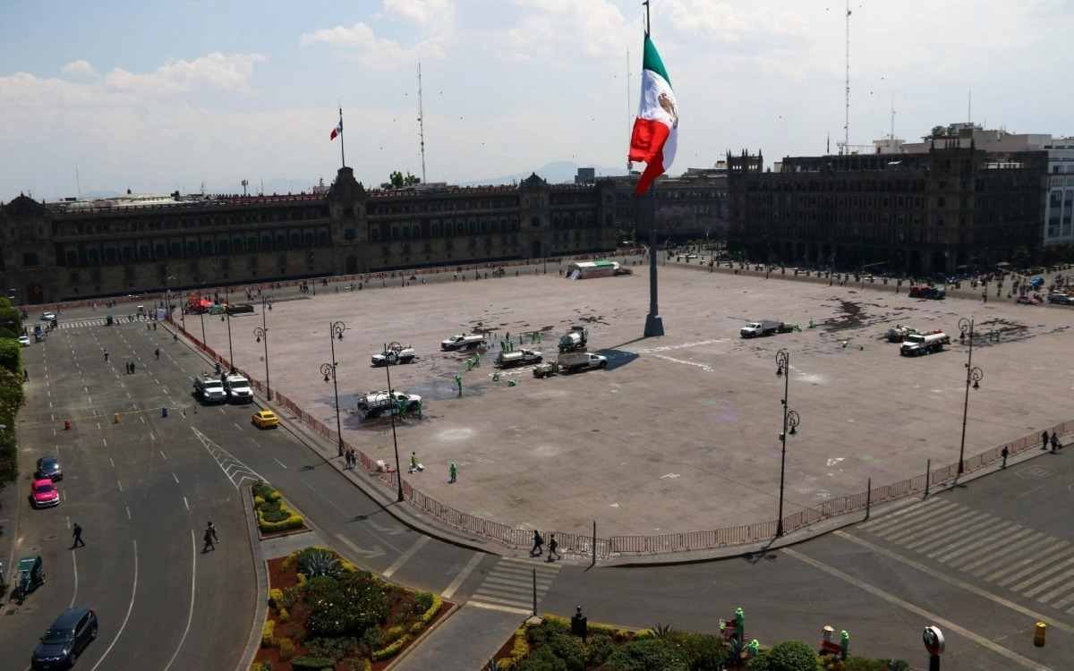 PROPONEN RENOMBRAR ZÓCALO POR SER ‘HOMENAJE’ A MONARQUÍA