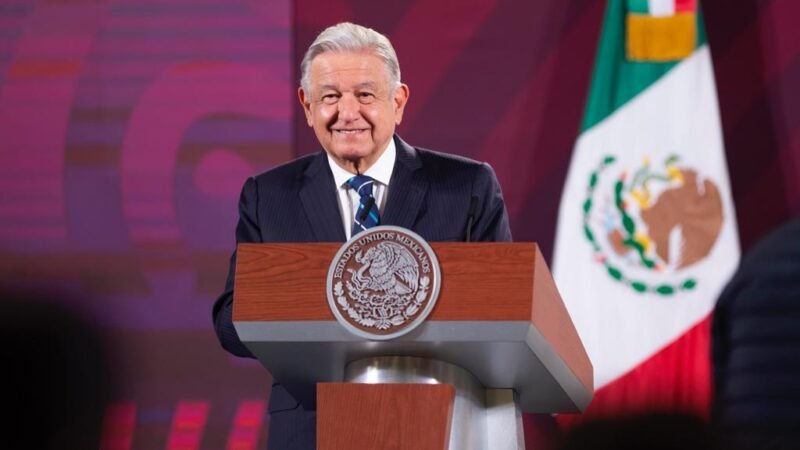 LA “MAÑANERA” SEGUIRÁ PORQUE TENEMOS DERECHO A ESTAR INFORMADOS: AMLO