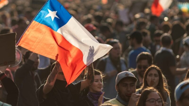 CHILE APRUEBA LEY QUE REDUCE LA JORNADA LABORAL SEMANAL