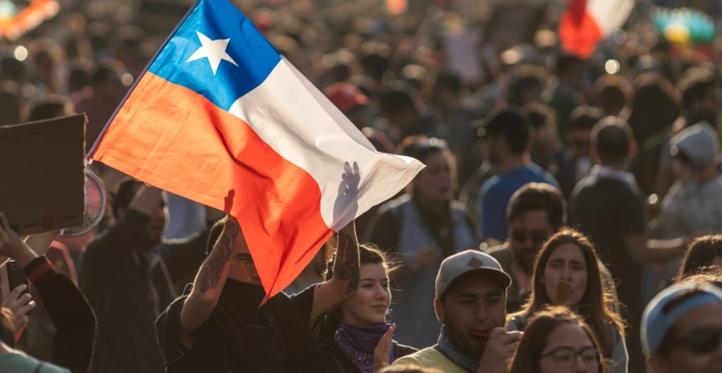 CHILE APRUEBA LEY QUE REDUCE LA JORNADA LABORAL SEMANAL