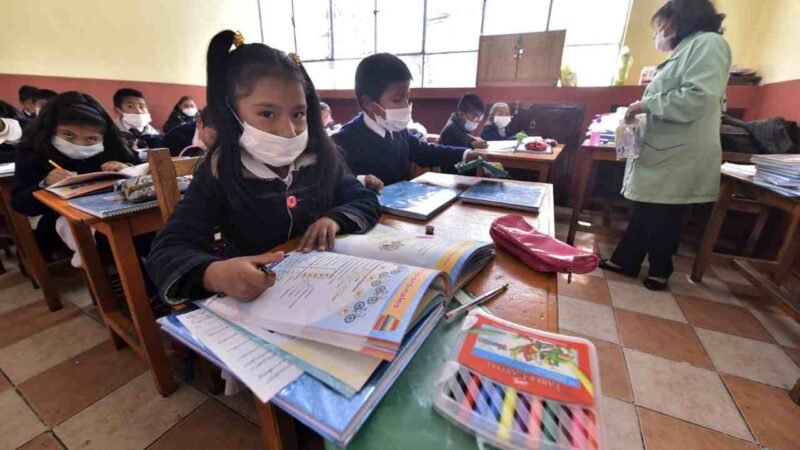 MÁS DE 29 MILLONES DE ESTUDIANTES REGRESARÁN ESTE LUNES A CLASES