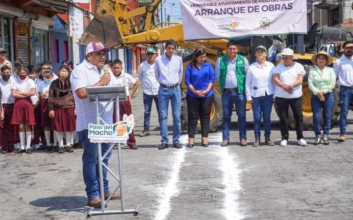 ARRANCA OBRA DE PAVIMENTACIÓN EN PASO DEL MACHO