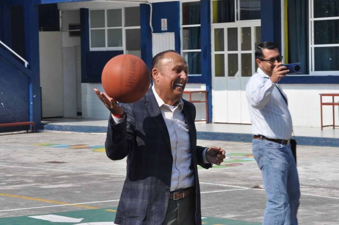 REFRENDA VENTURA DEMUNER COMPROMISO CON EL DEPORTE Y LA EDUCACIÓN