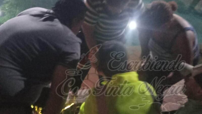 ESTUDIANTE SE LANZA A LAGUNA DE NOGALES; ESTABA EBRIA