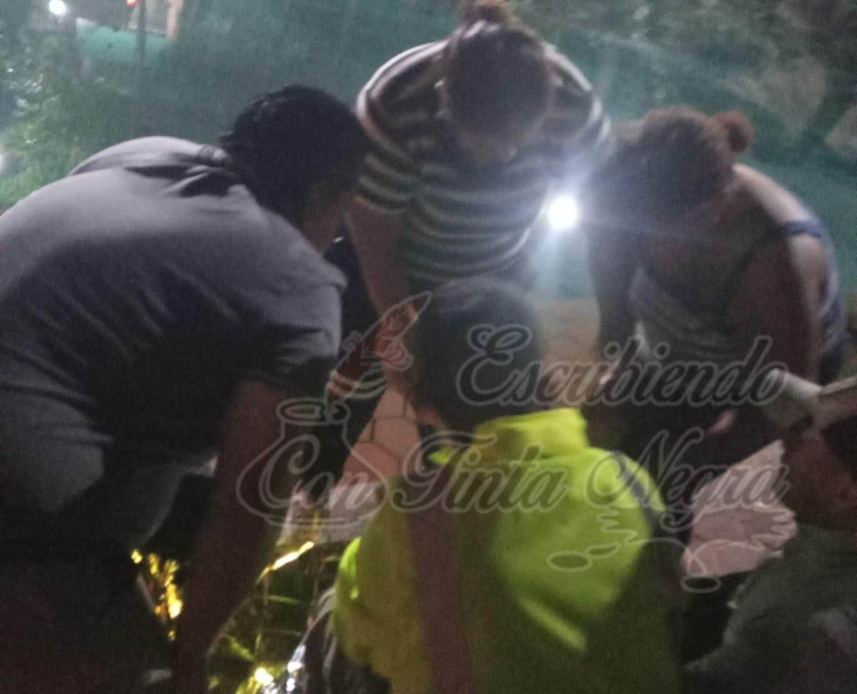 ESTUDIANTE SE LANZA A LAGUNA DE NOGALES; ESTABA EBRIA