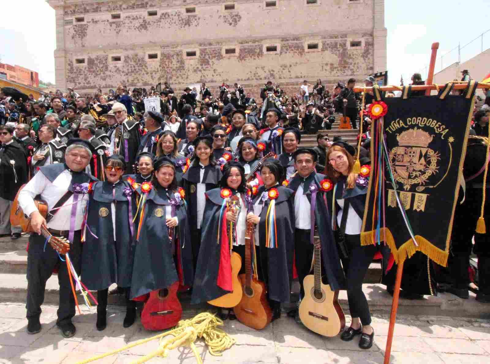 PARTICIPA TUNA CORDOBESA EN EL FESTIVAL NACIONAL DE TUNAS Y ESTUDIANTINAS EN GUANAJUATO