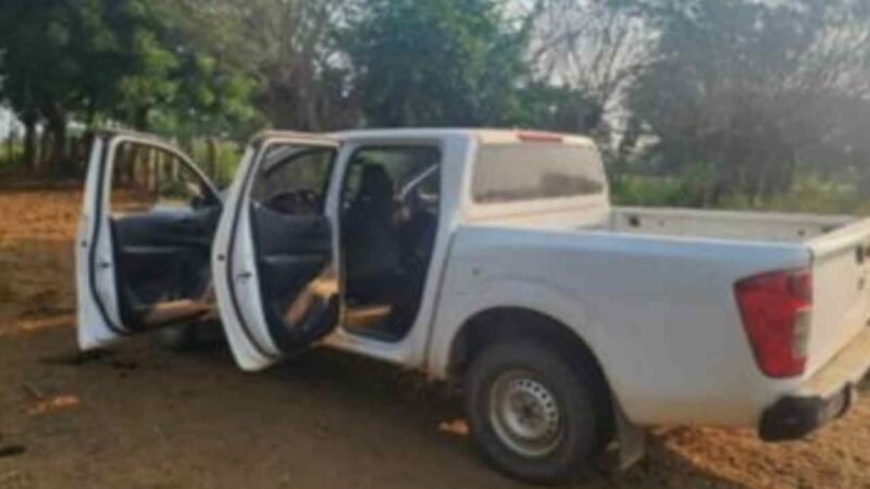 ASEGURAN PIPAS Y VEHÍCULO CON ARMAS