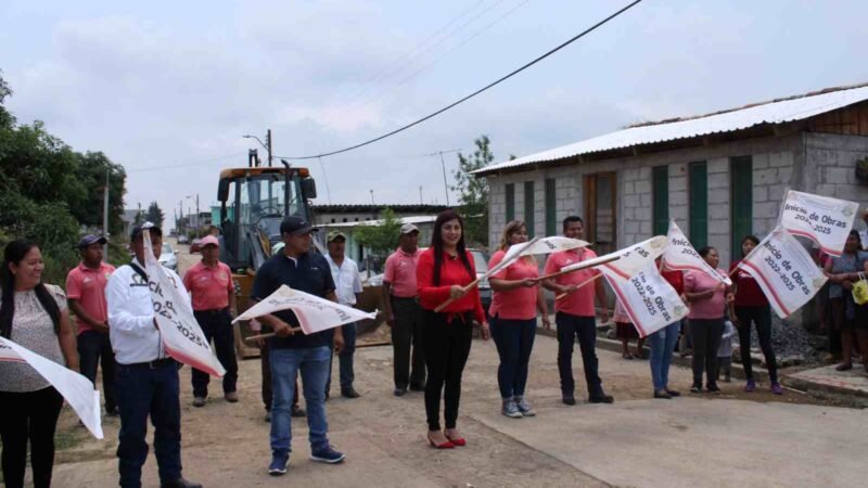 GUADALUPE ROSAS DA BANDERAZO DE REHABILITACIÓN DE CALLE