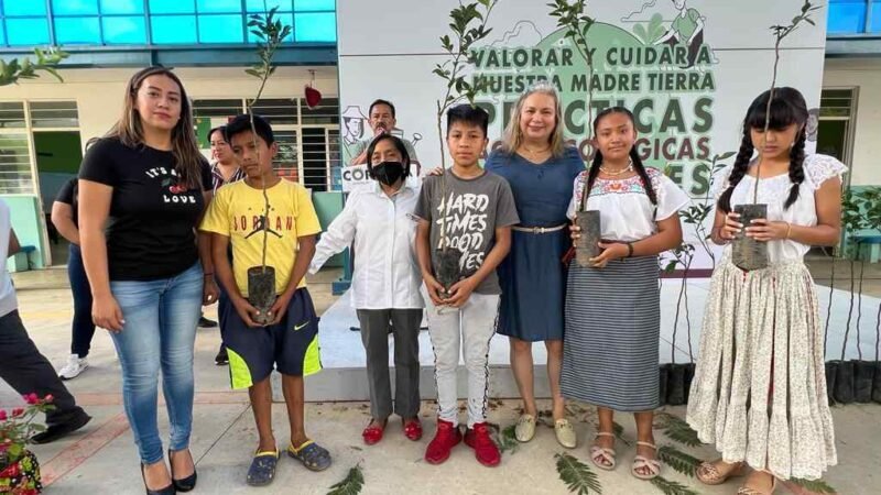 PROMUEVE AYUNTAMIENTO PRÁCTICAS AGROECOLÓGICAS A ESTUDIANTES CORDOBESES