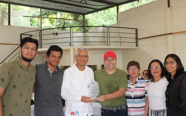 RECONOCEN LABOR DE LOS MAESTROS EN ZENTLA