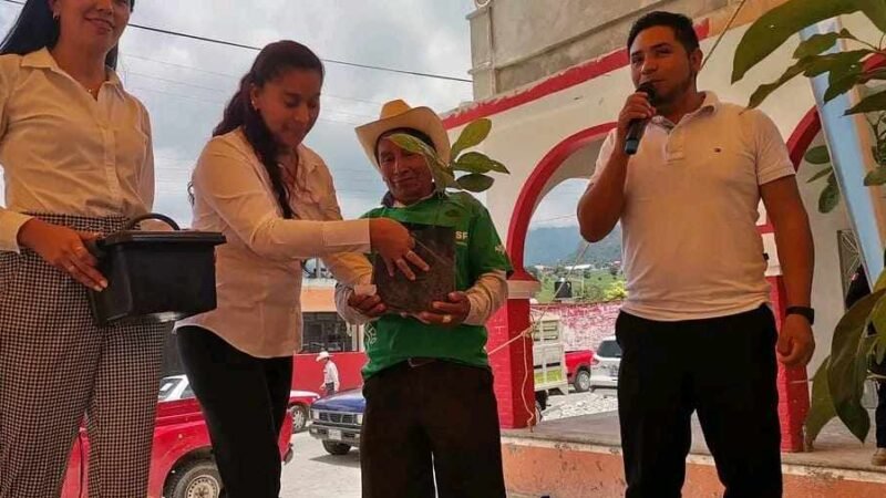 PREPARAN SEGUNDO FORO AGUACATERO