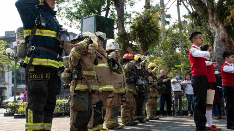CONMEMORAN AUTORIDADES 32 ANIVERSARIO DEL DESASTRE DE ANAVERSA