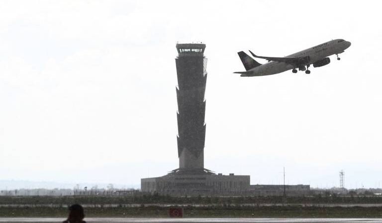 PUBLICAN DECRETO PARA QUE SEDENA VIGILE EL ESPACIO AÉREO