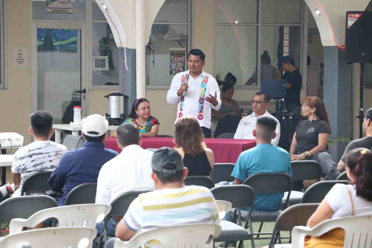 PRESENTAN EN ATOYAC DIPLOMADO PARA GUÍAS DE TURISTAS AVALADO POR SECTUR