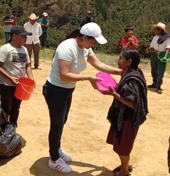 CELEBRAN DÍA DE LA MADRE EN CALCAHUALCO