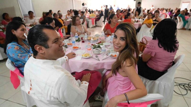 LA ALEGRÍA Y EL CARIÑO DE COATZACOALCOS ESTÁ CON SERGIO GUTIÉRREZ LUNA