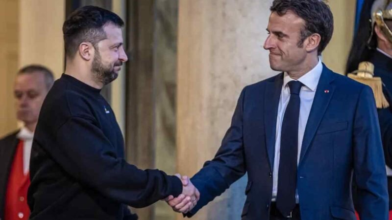 FRANCIA ENVIARÁ A UCRANIA MÁS CARROS LIGEROS Y VEHÍCULOS BLINDADOS