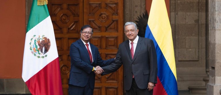 PRIMER MINISTRO DE PERÚ DICE QUE EL PAÍS ESTÁ SIENDO ATACADO POR PETRO Y AMLO