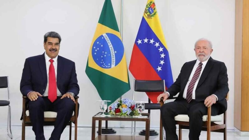 LULA DA SILVA RECIBE CON HONORES A MADURO EN BRASILIA