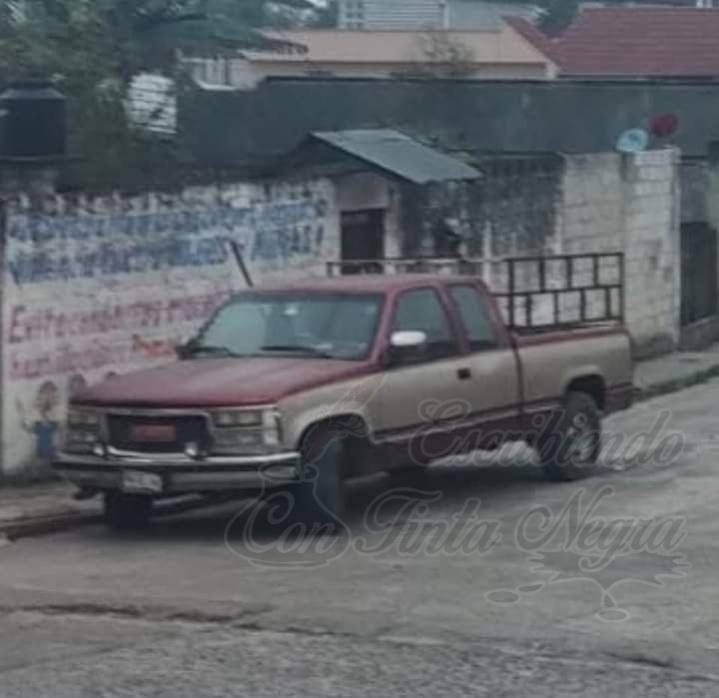 LE ROBAN CAMIONETA A COMERCIANTE