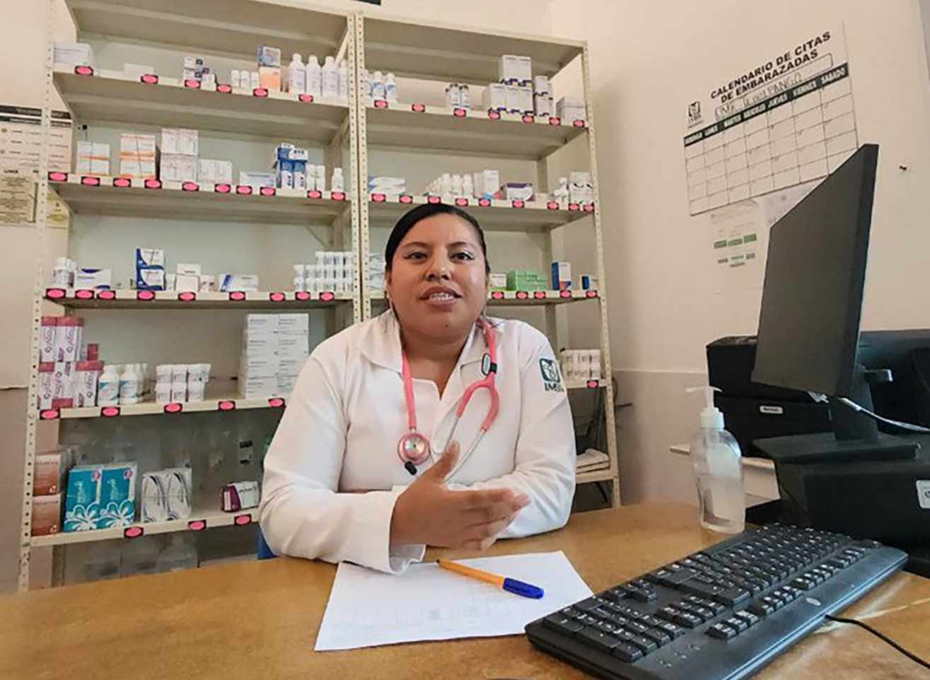 “ESTOY SATISFECHA DE AYUDAR A MI PUEBLO Y A MI GENTE”: DOCTORA PANZO PANZO