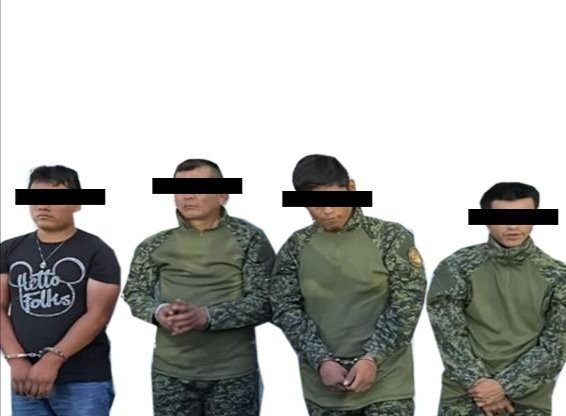 REVIENTAN CASA DE SEGURIDAD; DETIENEN A CUATRO PISTOLEROS