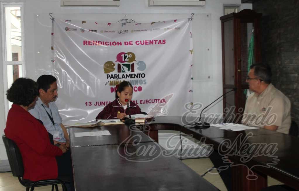 REPRESENTA DAYANA VENEROSO A DISTRITO DE HUATUSCO EN PARLAMENTO INFANTIL