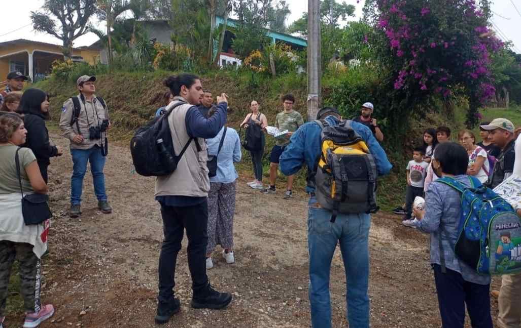 LOGRAN EL AVISTAMIENTO DE 40 ESPECIES DE AVES DURANTE RECORRIDO EN CÓRDOBA