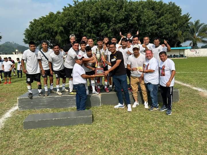 CORINTHIANS CAMPEÓN DE LIGA DE FÚTBOL DE HUATUSCO