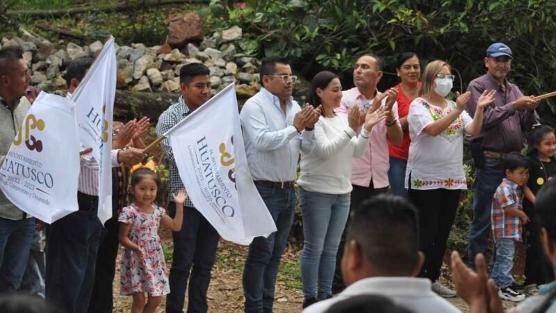 VENTURA DEMUNER PONE EN MARCHA PAVIMENTACIÓN EN AMATIOPA