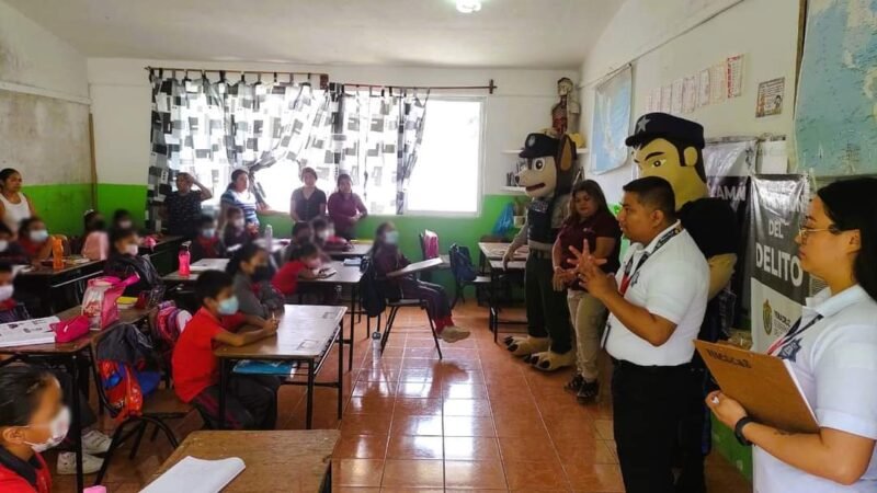 LLEVAN PLÁTICAS DE PREVENCIÓN A SAN JOSÉ NERIA