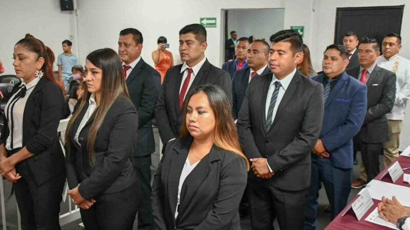 SE CERTIFICAN POLICÍAS