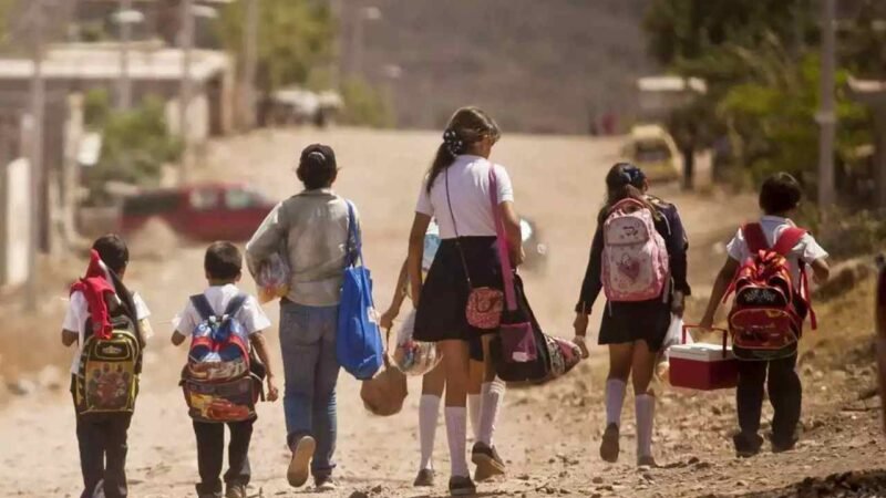 POR CALOR EXTREMO EN SINALOA, NIÑOS SALDRÁN ANTES DE VACACIONES