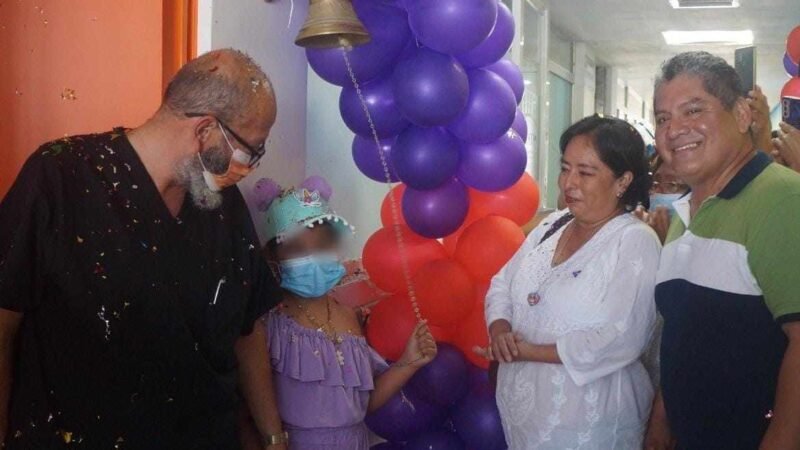 ¡VENCE KAROL A LA LEUCEMIA!