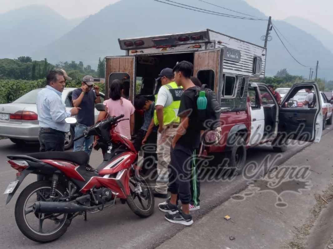 MOTOCICLISTA SE ESTRELLA CONTRA MIXTO RURAL