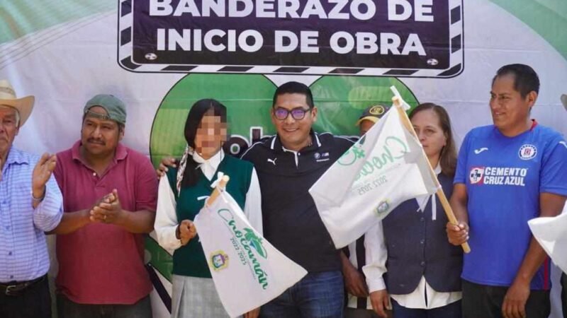 ERNESTO RUIZ PONE EN MARCHA OBRA EN TELESECUNDARIA DE CALAQUIOCO