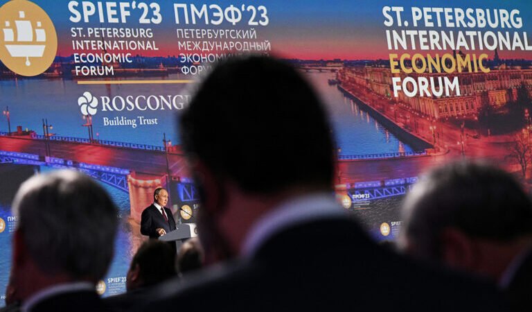 RUSIA ANUNCIA LA LLEGADA DE LAS PRIMERAS ARMAS NUCLEARES TÁCTICAS A BIELORRUSIA