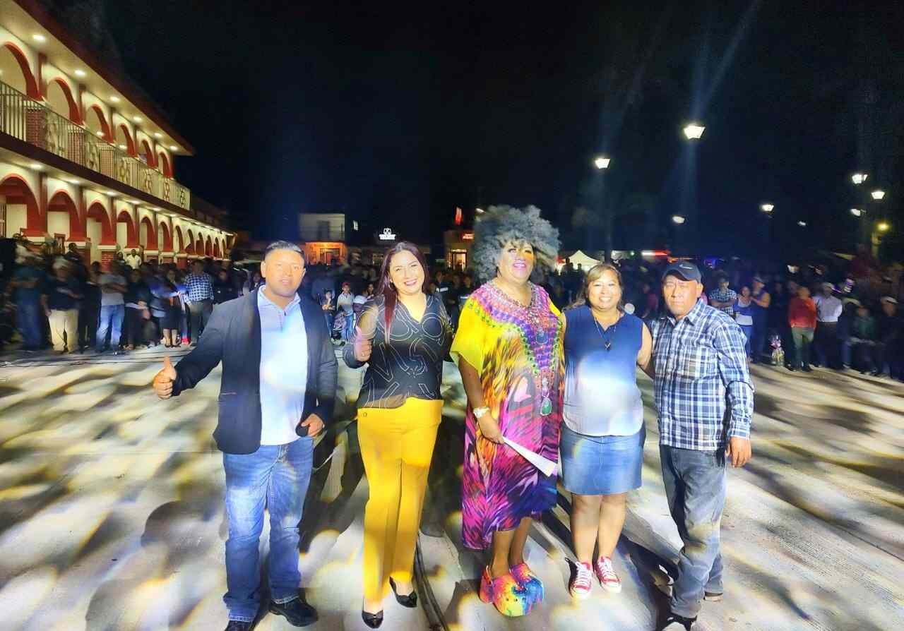 FESTEJAN EL DÍA DEL PADRE EN CALCAHUALCO