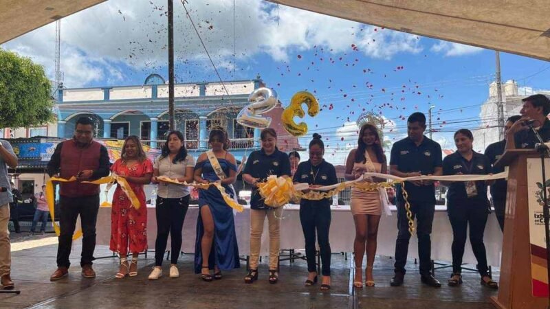 FIESTA EN HONOR A SAN PEDRO APOSTOL EN IXHUATLÁN