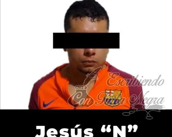 DETIENEN A NARCO MENUDISTA EN COSCOMATEPEC