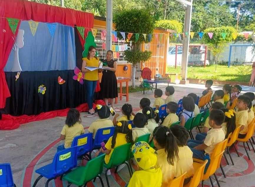 LLEVAN CUENTA CUENTOS A SAN JOSÉ NERIA