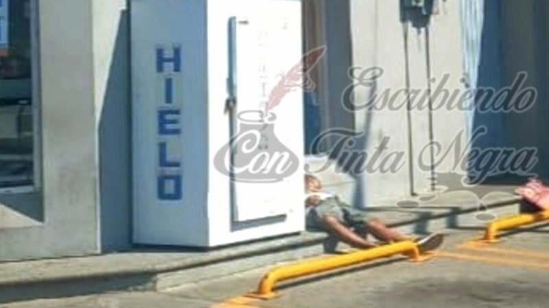 MUERE ALCOHÓLICO EN LA VÍA PÚBLICA