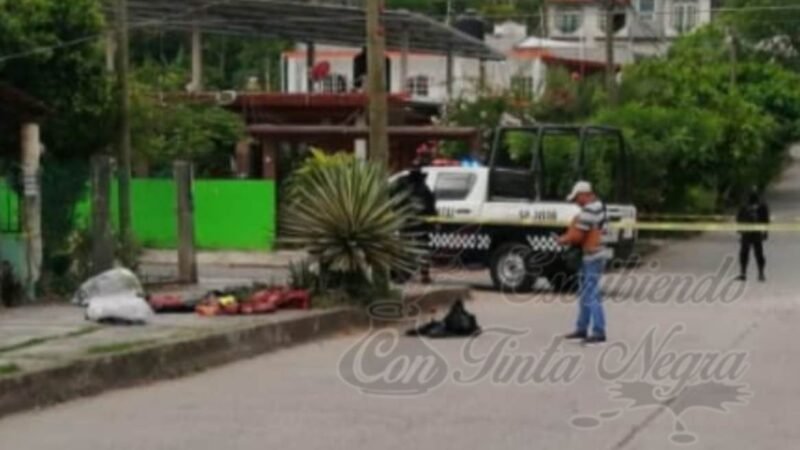 DESCUARTIZAN Y EMBOLSAN A TAXISTA