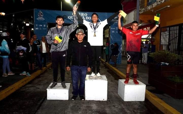 UN ÉXITO, TRAIL CERRO QUEMADO