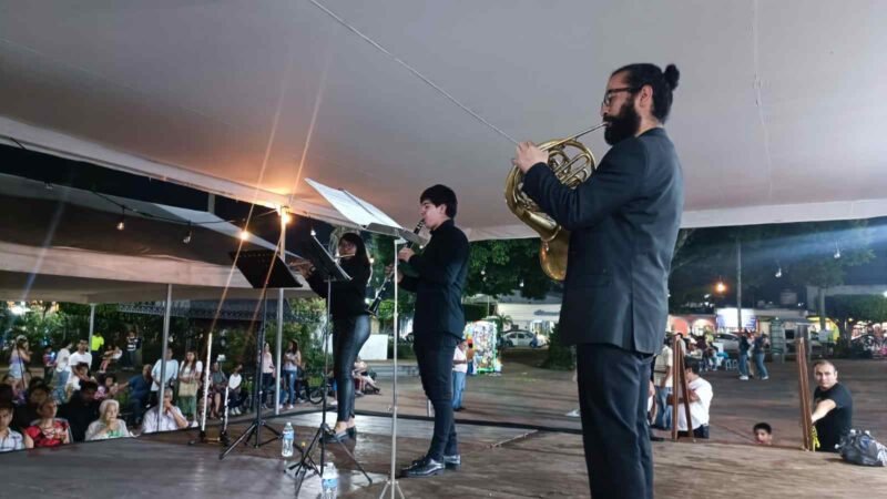 SE PRESENTA CON ÉXITO BALLET YOLOTZIN EN FORTÍN